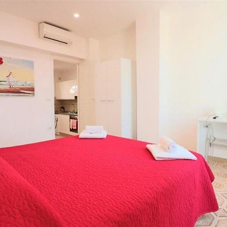 Sorrento Historical Center Apartment ภายนอก รูปภาพ